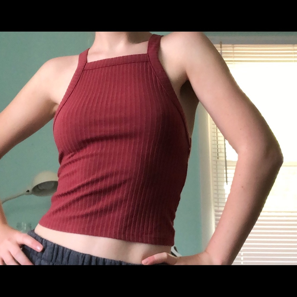Burnt sienna halter ribbed top! Barley worn!